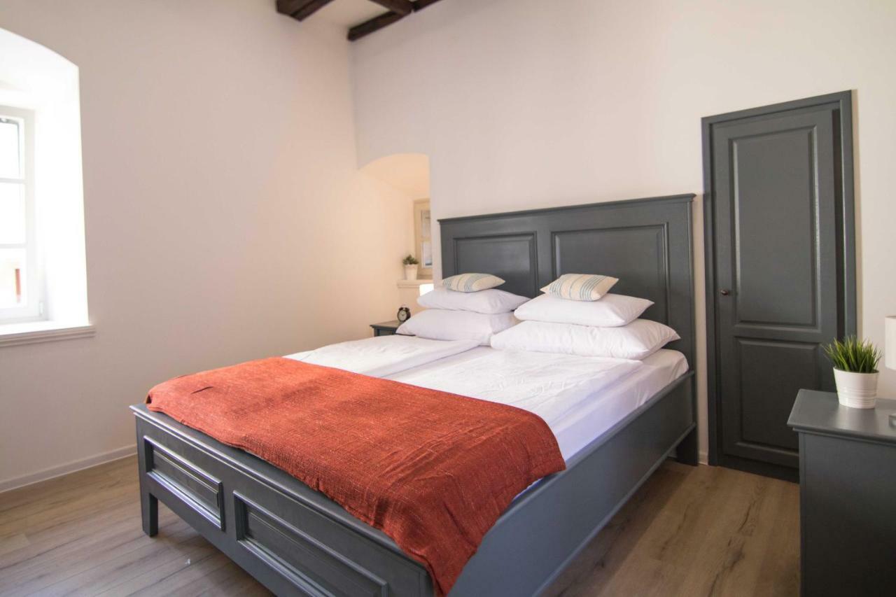 Mediterraneo Luxury Rooms Sibenik Bagian luar foto